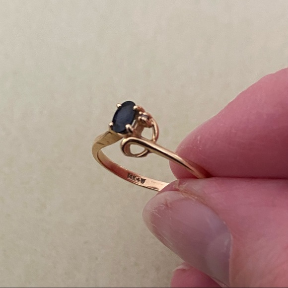 Delicate sapphire, diamond and 14K gold ring. Sz 6. - Picture 3 of 3